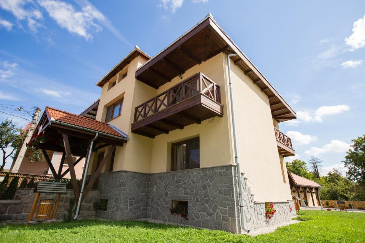Vila Anna Malnas Bai Екстериор снимка